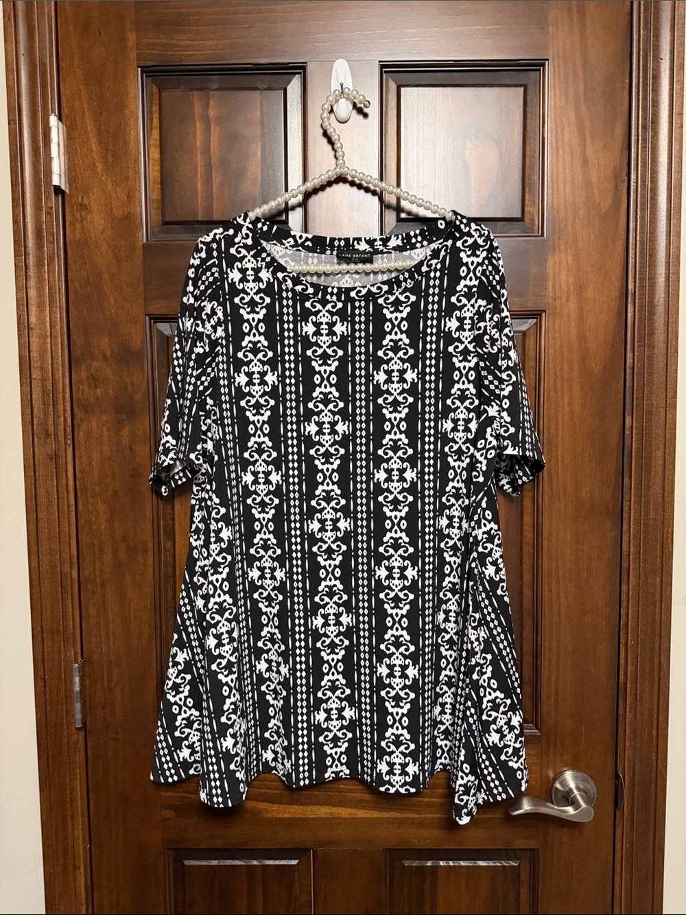 Lane Bryant Black & White Ornate Print Short Sleeve Tunic